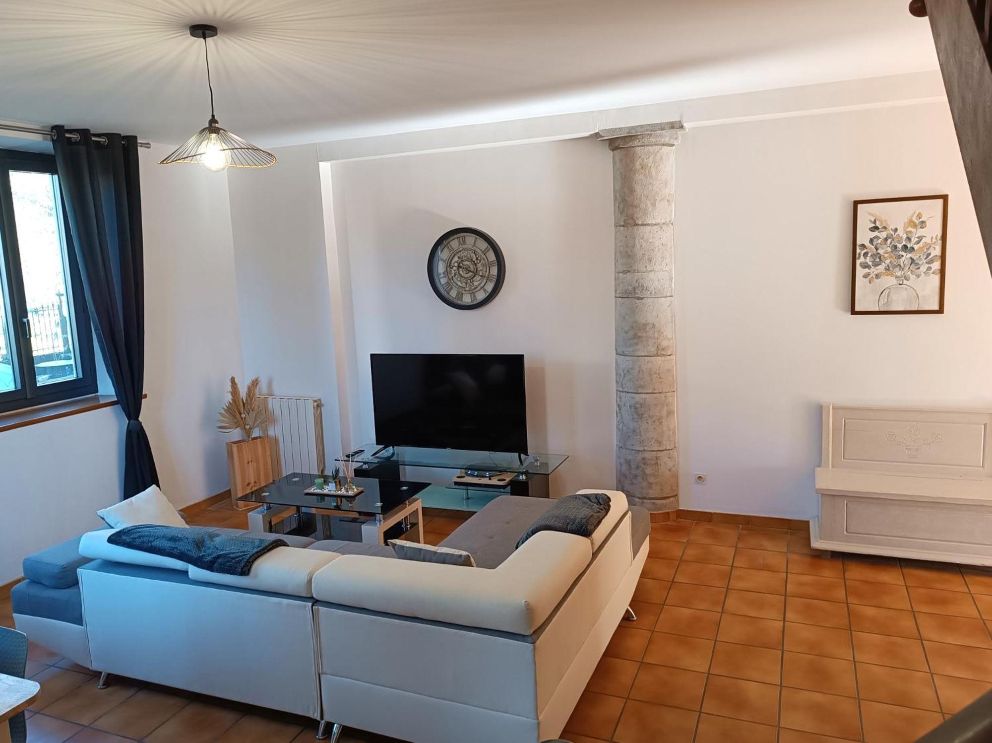 Les Tanalis - Chambres D'Hotes & Gite Gurs Exterior photo